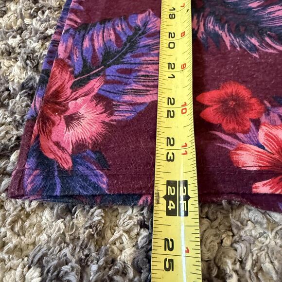 PINK Victoria’s Secret Floral Sequin Logo Tee Small Y2K Tropical Top - Picture 5 of 5